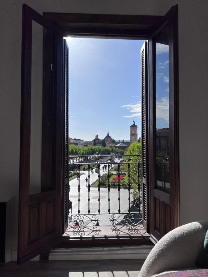 Sonar En La Plaza Cervantes 1 Alcalá de Henares Екстериор снимка